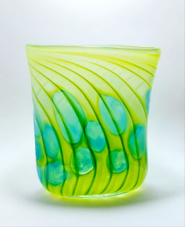 Vase, oval, saatgrün