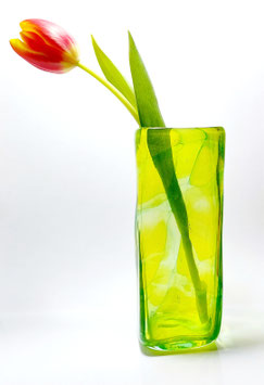 Vase, viereckig, citronengelb