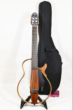 YAMAHA SLG200N