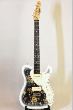 HOLD AT Guitars #130 Rose bouqet