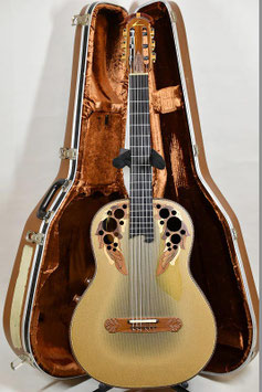 OVATION / Super Adamas 1688-5 ジャンク品 OVATION / Super Adamas 1688-5 ジャンク品