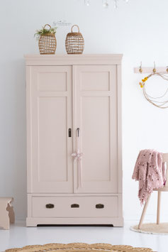 Antiker Kleiderschrank "Ella" in rosa