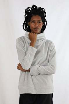 COSY SWEATER