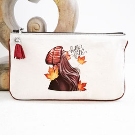 Trousse plate passepoilée brun floquée "Hello fall"
