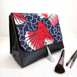Trousse maquillage en wax feuille rouge et bleu marine avec rangement pinceaux