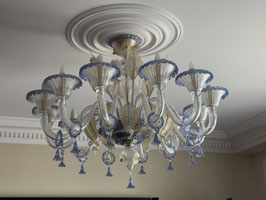 Plafoniera 12 Luci Miss Veneziana Aurea Blu in Vetro di Murano con Foglie e Fiori