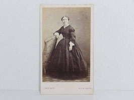 Photographie ancienne portrait d'une femme 1800 / Antique photograph of a woman 1800s