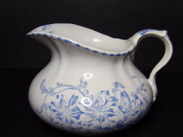 Broc Creil et Montereau modèle Azalée / Ironstone Creil & Montereau pitcher model Azalée