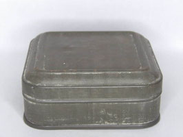 Boite ancienne médicale pour compresses / Old medical compresse tin