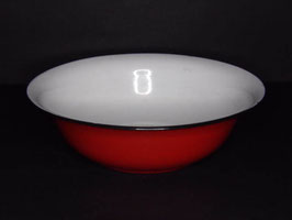 Bassine  rouge en métal émaillé / Red enamel bowl