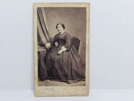 Photographie ancienne portrait d'une femme 1900 / Antique photograph of a woman 1900s