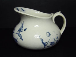 Broc terre de fer décor bleu / Ironstone pitcher blue pattern
