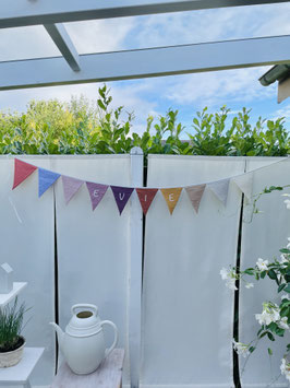 Bunte Wimpelkette aus Musselinstoff 10 Farben