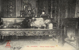 CPA : SAIGON –  Chinois fumant l'opium