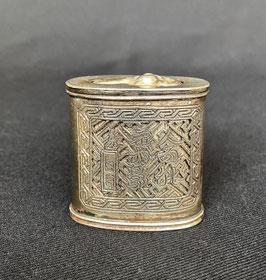 Boîte à opium ajourée en paktong