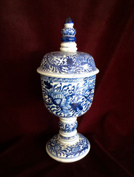 Grand pot en porcelaine blanc-bleu de l'épave chinoise de Vung Tau (époque Kangxi)