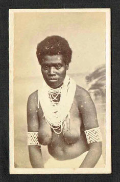 CDV : Edward Dufty, Nouméa : " Femme mélanésienne (Salomon ?) " (c. 1880)