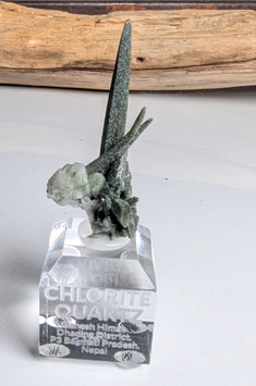Chloritquarz auf Albit
