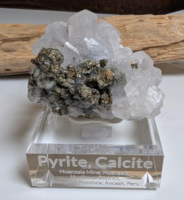 Pyrit, Calcit