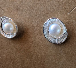 Ohrstecker Perle