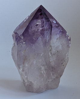 Amethyst Spitze natur mit Standfläche