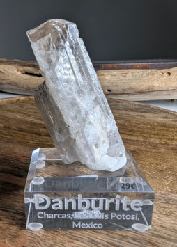 Danburit