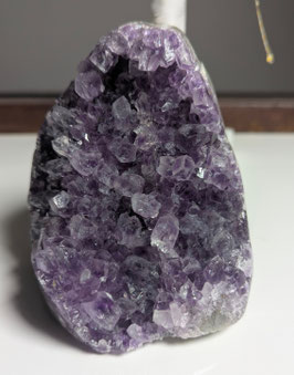Amethyst poliert hell