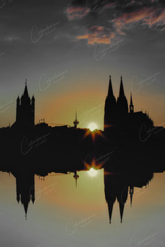 Kölner Dom digital gespiegelt  / 266