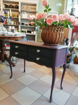 Schmuckes Bureau in in Aubergine und Oxford Navy"  - Einzelstück - VERKAUFT