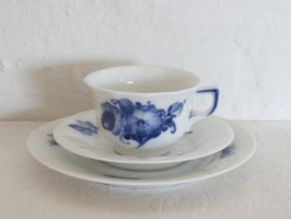 ROYAL COPENHAGEN, BLÅ BLOMST (BLUE FLOWERS), Cup & Saucer & Plate