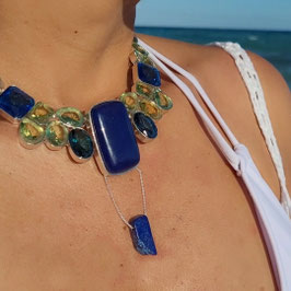 collar con lapislázuli