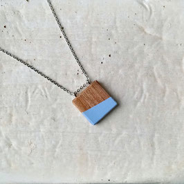 Pendentif minimaliste carré en bois de noyer canadien, corde ou chaîne à votre choix