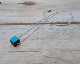 Collier minimaliste Cube de bois noir - Chaîne argent