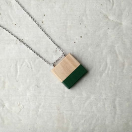 Pendentif minimaliste carré en bois canadien (frêne), corde ou chaîne à votre choix