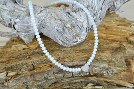 Perlenkette "Miniherz", facettierte Kette, weiß schimmernd