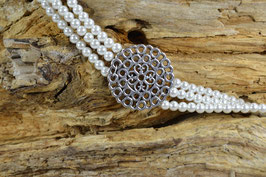 Kropfkette „Rundes Mandala“ - dreireihig mit 4mm Perlen