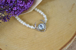 Perlenkette einreihig mit Hirschgeweih und Straubing-Amulett innenliegend