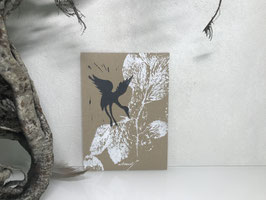 Kranich auf Recyclingpapier, Linoldruck, Mischtechnik