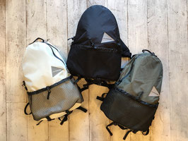 and wander（アンドワンダー） 20L backpack