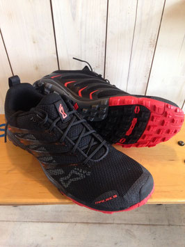 Inov8（イノベイト） TRAILROC 235 （Black×Red）