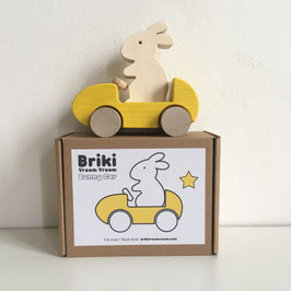 Auto mit Hase aus Holz gelb