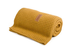 Honey knitted blanket