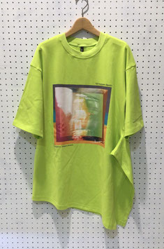 AULA AILA　フォトプリントTシャツ（YELLOW GREEN）