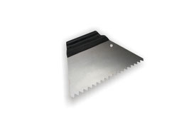 0517 Spatule crantée 3 mm
