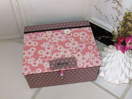 Kirschblüten pastell rosa flieder, große romantische Schmuck-Aufbewahrungsbox L mit Einsatzbox 9 Fächer, personalisierbar