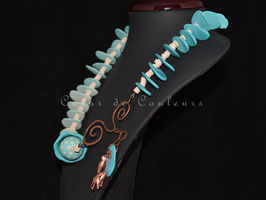 Collier "Pétales bleues"