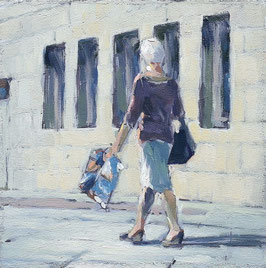 Fesselnde Atmosphäre: Frau mit Lilaschatten