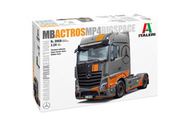 Italeri 3968 MB Actros MP4 Big Space - Grand Prix-editie
