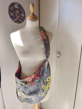 sac coccinemlle gris à fleurs