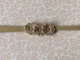 Newborn haarbandje beige met gouden bloemetjes